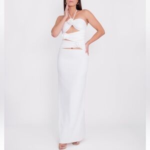 AMAZING MAE White Floral Cutout Maxi Dress